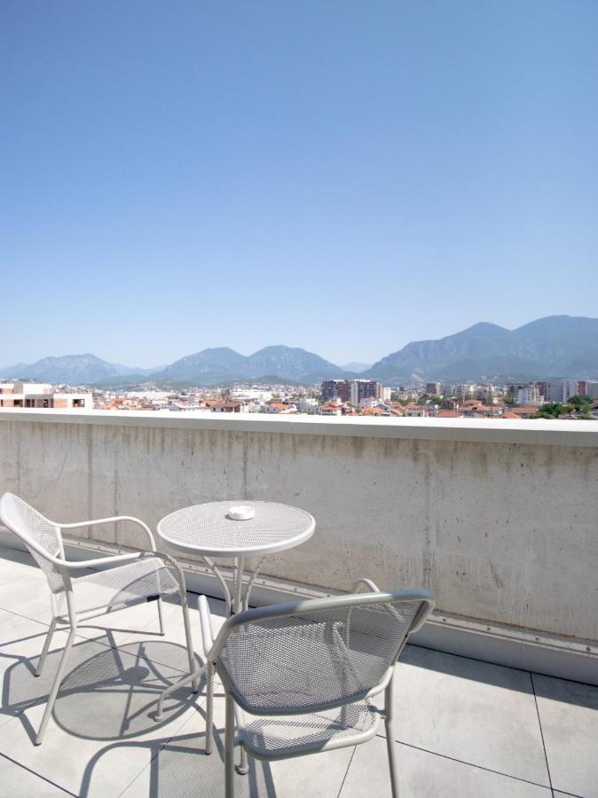 地拉那Luxury Rooftop 23住宿加早餐旅馆 外观 照片
